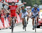 Samuel Dumoulin gagne la troisi�me �tape du Tour de France 2008